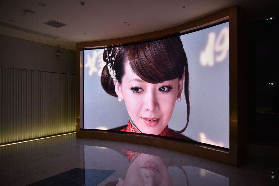 MHG Indoor small-pitch LED display in Changsha Jiaxin Times Square3